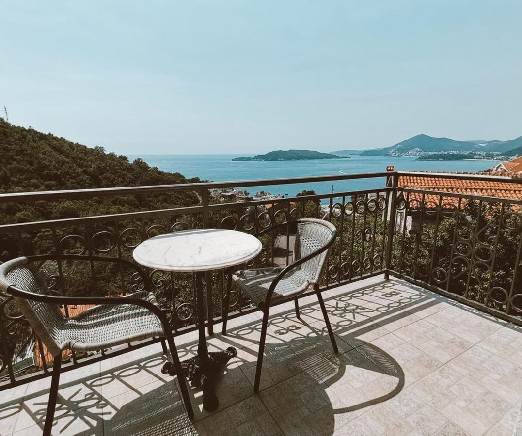 Apartments Mitrovic Podlicak Sveti Stefan Ngoại thất bức ảnh